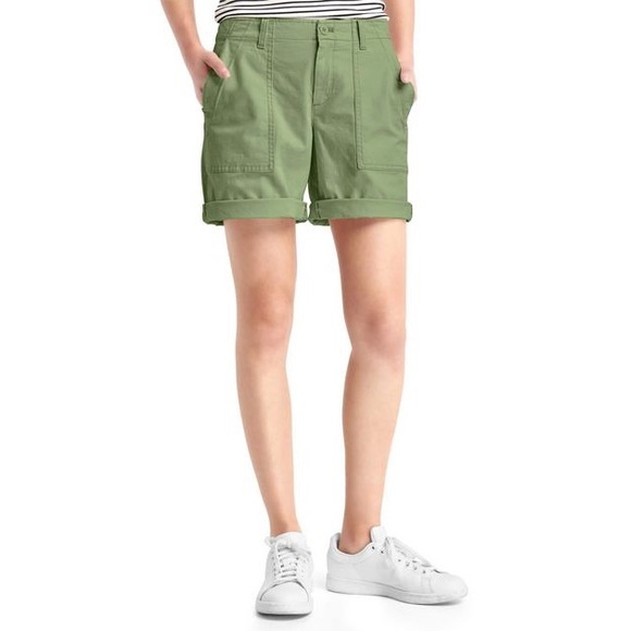 Gap green shorts Clearance